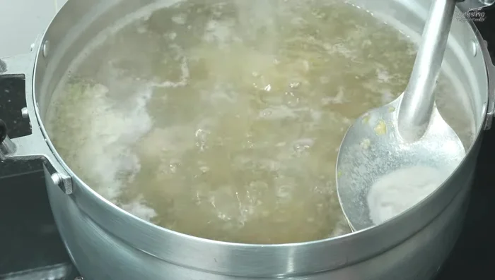 Skim off any foam that rises to the surface.