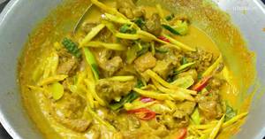 Spicy Thai Southern Chicken Curry with Pickled Bamboo Shoots