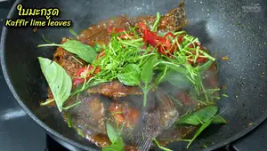Crispy Spicy Stir-fried Nile Tilapia with Curry Paste