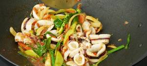 Easy Stir-Fried Squid with Chili Paste: Mr. Tom's Recipe