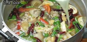 Spicy Pork Leg Tom Yum: Easy Recipe with Detailed Steps