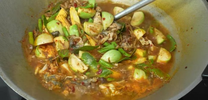 Once the vegetables are cooked, season with seasoning powder and fish sauce to taste.