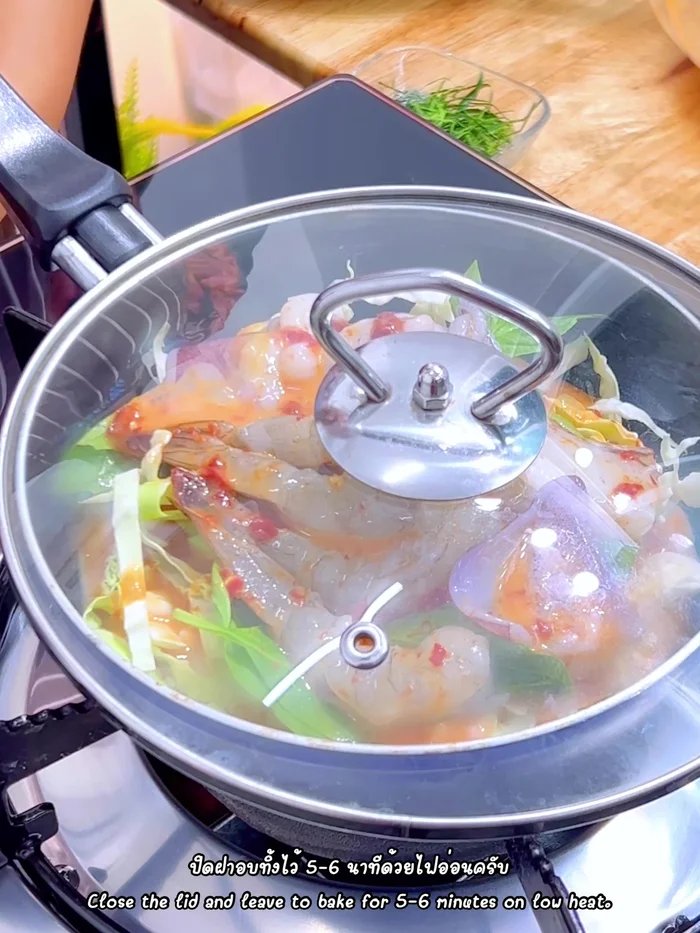 Cook over low heat for 5-6 minutes.