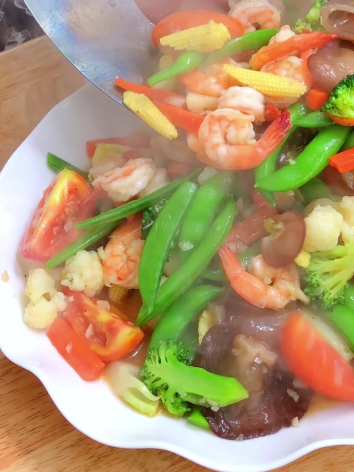 Serve hot with rice (5.279).