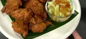 Crispy Fried Enoki Mushroom Cakes: A Vegetarian Delight
