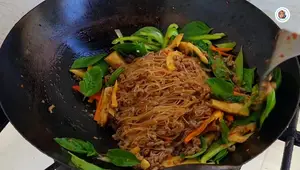 Easy & Delicious Stir-fried Glass Noodles with Minced Pork and Basil
