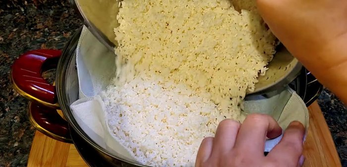Steam the rice for 30-40 minutes, stirring occasionally to ensure even cooking.