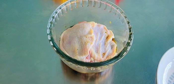 Add chicken to the marinade and mix well for 1-2 minutes.