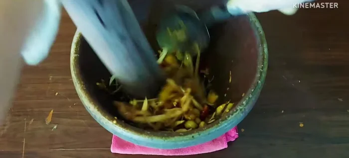 Mix all ingredients thoroughly. Taste and adjust seasoning as needed.