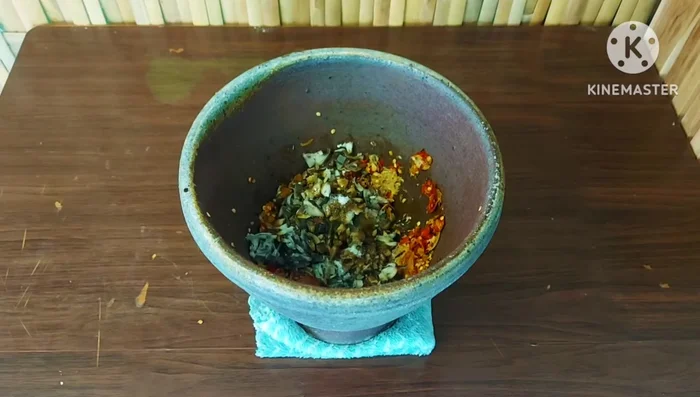 Season with fish sauce and MSG to taste.