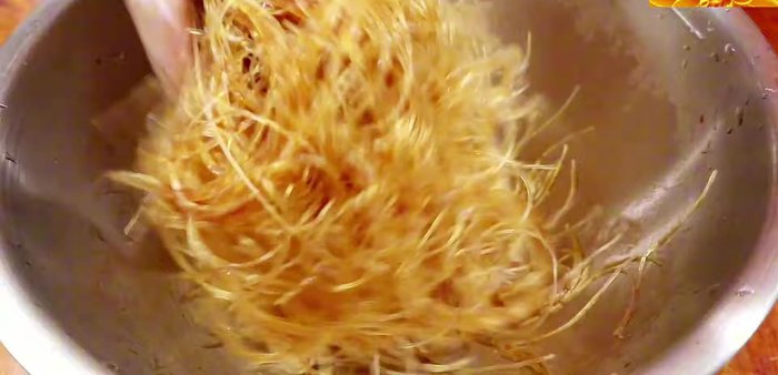 Continue stir-frying (music plays)