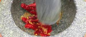 Authentic Steamed Free-Range Chicken: A Delicious Thai Recipe