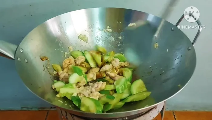 Stir-fry all ingredients until well combined. Adjust cooking time depending on desired cucumber texture (crispy or soft).