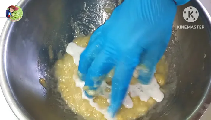 Gradually add coconut milk and mix thoroughly.