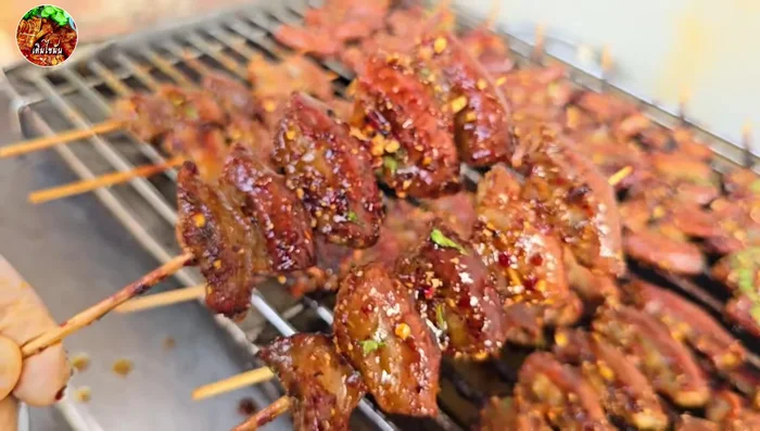 Serve immediately with the dipping sauce.