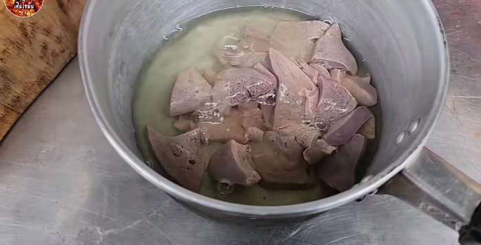 Add pork seasoning powder.