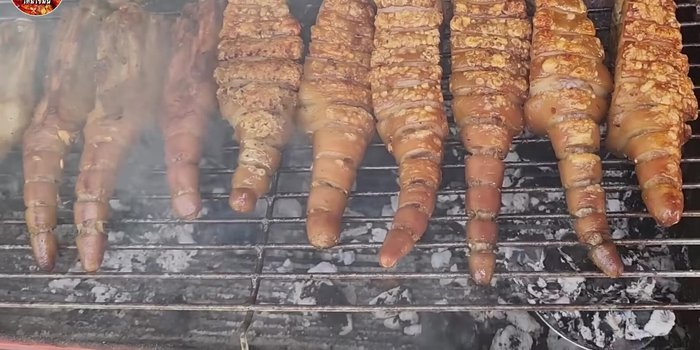 Add more heat to the tail ends, ensuring even cooking. (275.16)