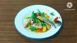 Easy Stir-Fried Mackerel with Kale: A Delicious Thai Recipe