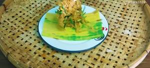 Easy Korat Rice Vermicelli with Eggs - Mae Rung's Recipe