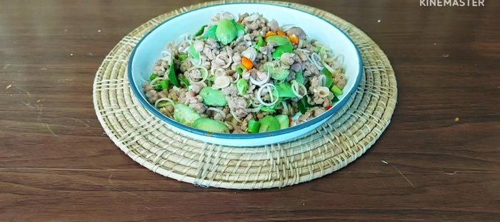Serve hot with rice.