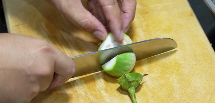 Cut the eggplant into 4 (small) or 6-8 (large) pieces.