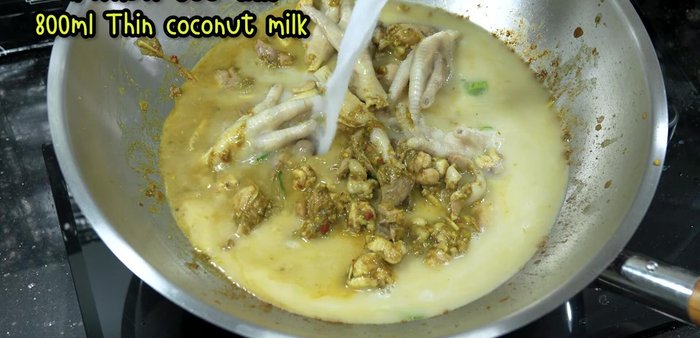 Add the remaining coconut milk.