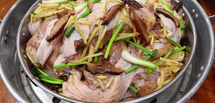 Garnish with scallions and serve hot.