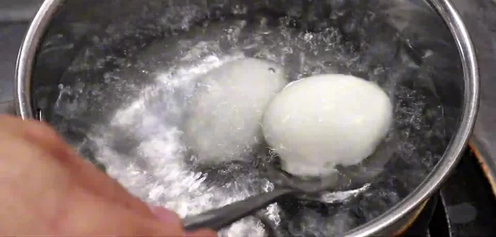 Remove the pork belly and salted eggs from the pot. Let it cool slightly before serving.