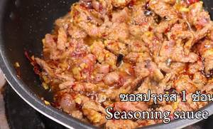 Delicious Thai Stir-fried Beef with Dried Chili & Basil