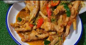Spicy Stir-Fried Chicken Feet: A Delicious Thai Recipe
