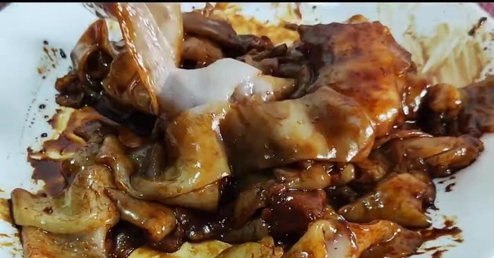Add dark soy sauce to taste.