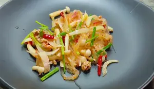 Spicy Pork & Glass Noodle Salad: A Zesty Thai-Inspired Recipe