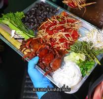 Authentic Thai Som Tam (Papaya Salad) Recipe: A Spicy Isaan Delight