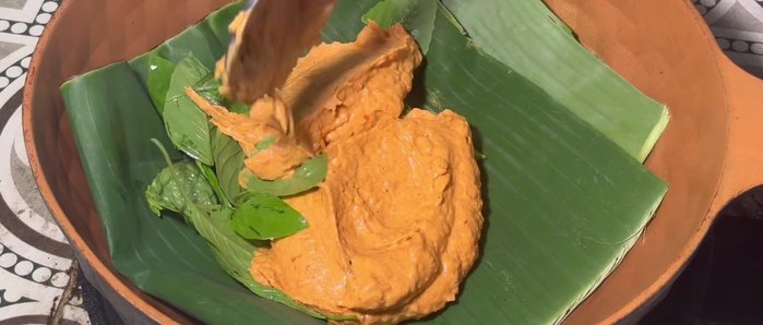 Add half of the blended mixture to the pan. (133.959)