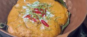 Easy Steamed Fish Curry in a Pan: A Delicious Thai Recipe
