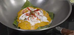 One-Pan Steamed Seafood Curry: Easy Thai Recipe