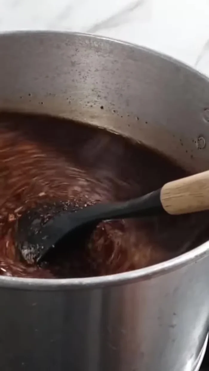 Cook on the stove until the tea boils.