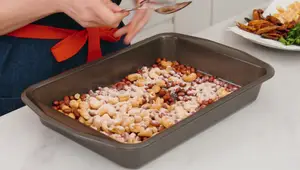 Crispy Chili Lime Peanuts: Authentic Thai Street Food Recipe