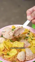 Pok Pok Noodles: Rama VII Bridge's Famous 50 THB Wonton Delight