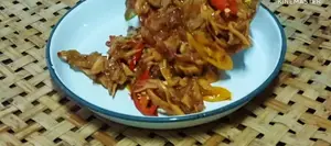 Stir-fried Pork with Jackfruit in Red Curry Paste: Easy Thai Recipe