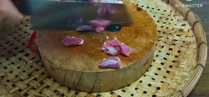 Cut pork into thin slices. Avoid thick pieces for tender results.