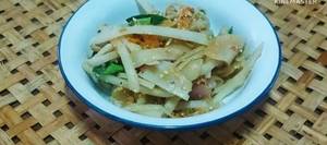 Spicy Sour Bamboo Shoot Soup with Kaffir Lime Leaves