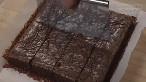 Fudgy Chocolate Brownies: 10-Year Bakery Recipe