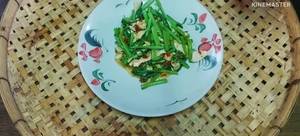 Stir-fried Pork with Morning Glory: A Simple Thai Recipe