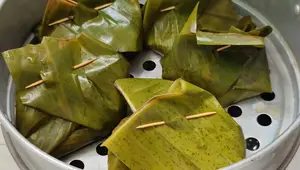 Northern Style Steamed Chicken: Easy Thai Recipe