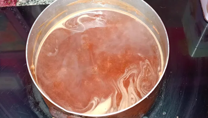 Turn off the heat and let the mixture cool completely.