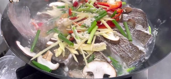Prepare the ingredients: finely chop the chili peppers, ginger, and garlic.