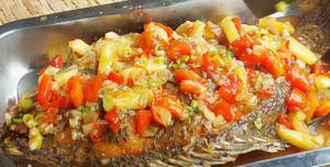 Fried Tilapia with Pineapple Sauce: A Full Chinese Banquet Recipe