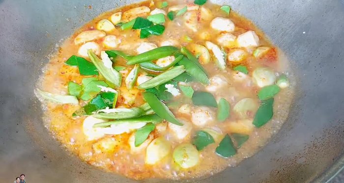 Add green or red chili and basil leaves for extra flavor and color.