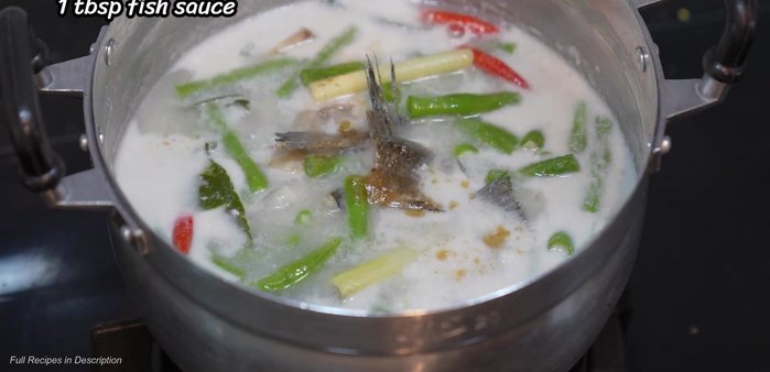 Season with seasoning powder, fish sauce, and palm sugar to taste. Adjust water as needed.